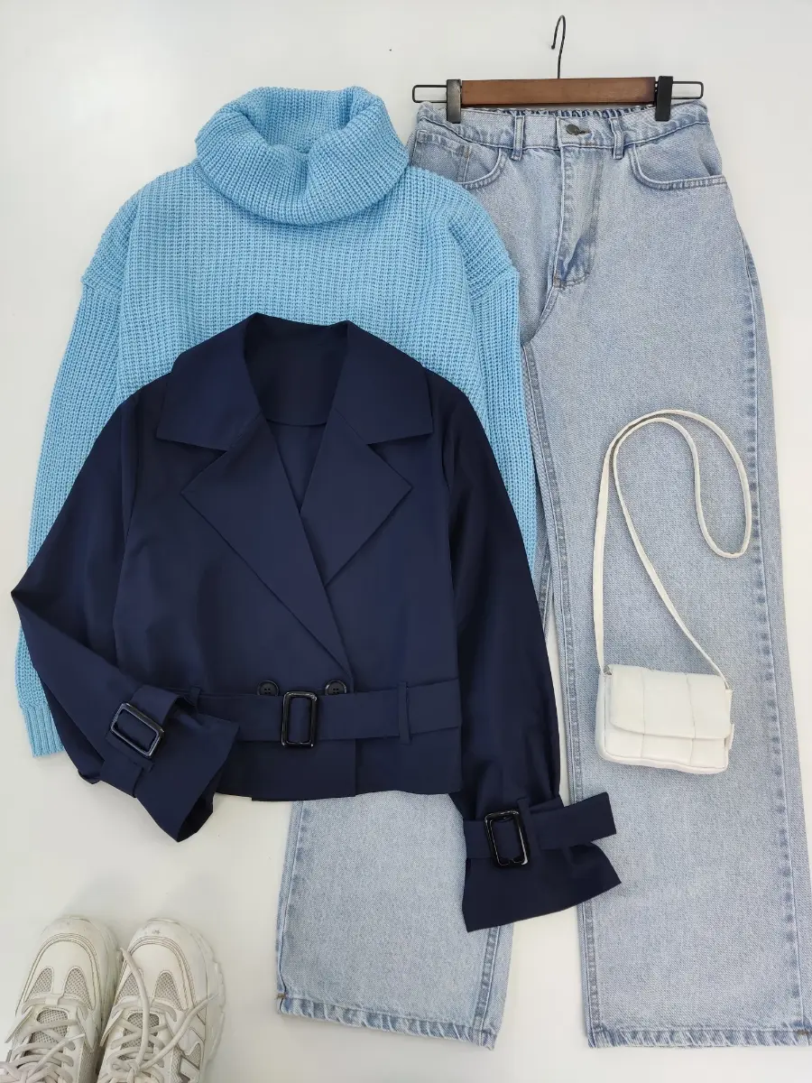 ترنچ کت هلنا